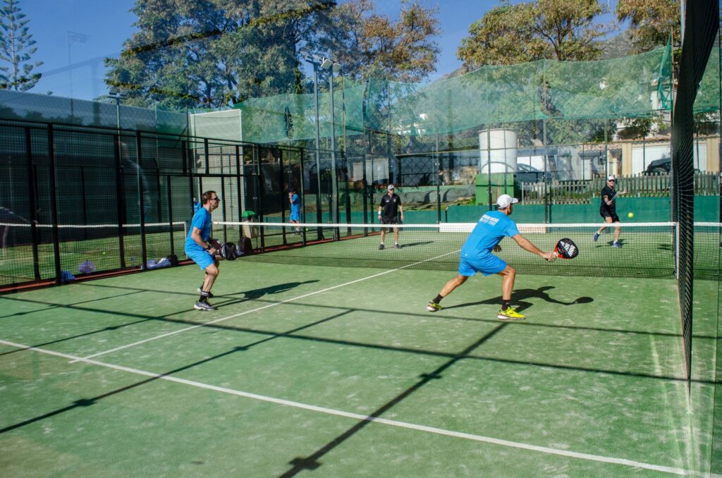 Play at the European Padel League