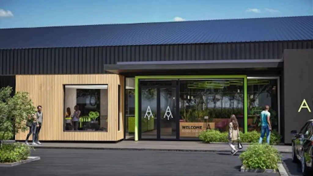Advantage Padel Padel courts expansion in the UK