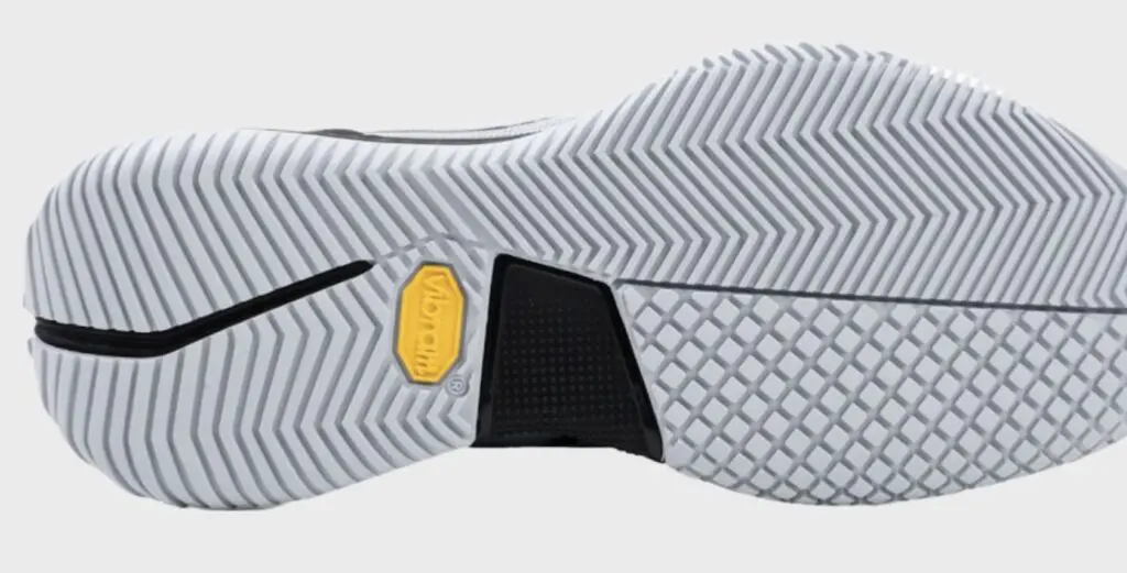 Treads on Bullpadel padel shoes