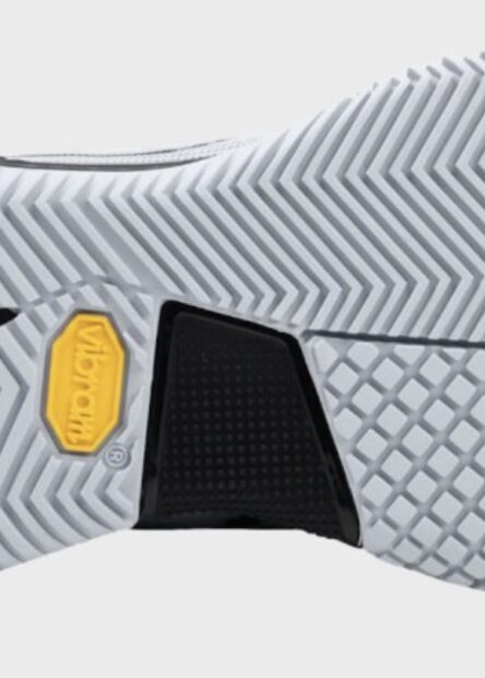 Treads on Bullpadel padel shoes